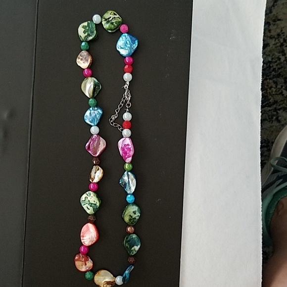 Shell necklace - Picture 3 of 3